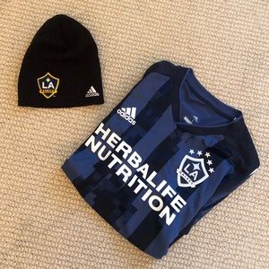 LA Galaxy team Jersey & beanie hat !
